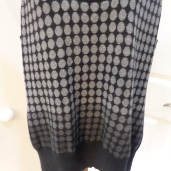 Willow Bay Sweater Vest - Picture 9 of 9